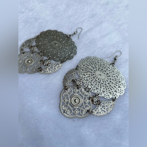 Womens Silver Tone Filigree Drop Earrings - Picture 3 of 4